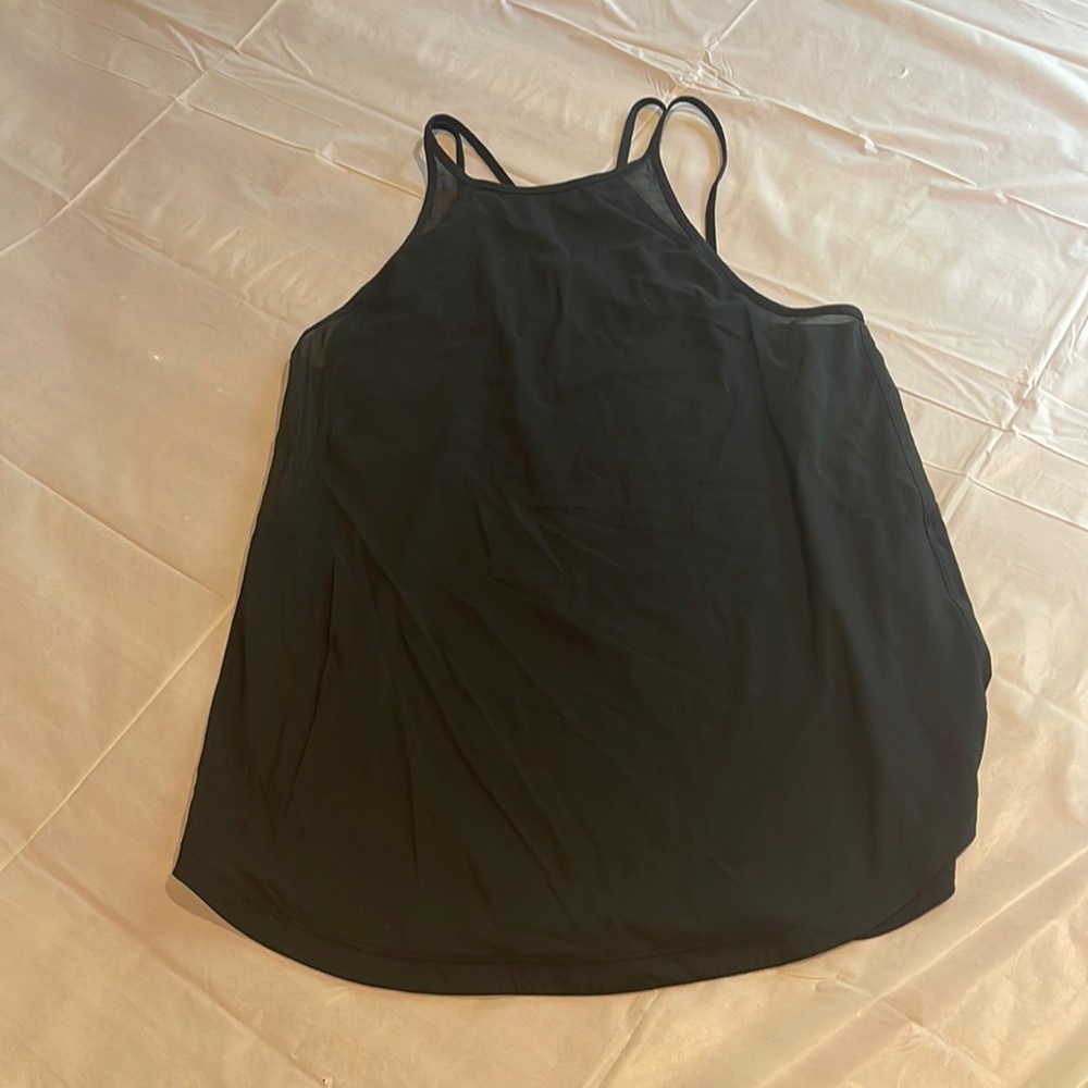 Lululemon black tank
